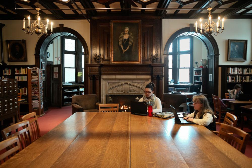 Girls School Library at Buffalo Seminary